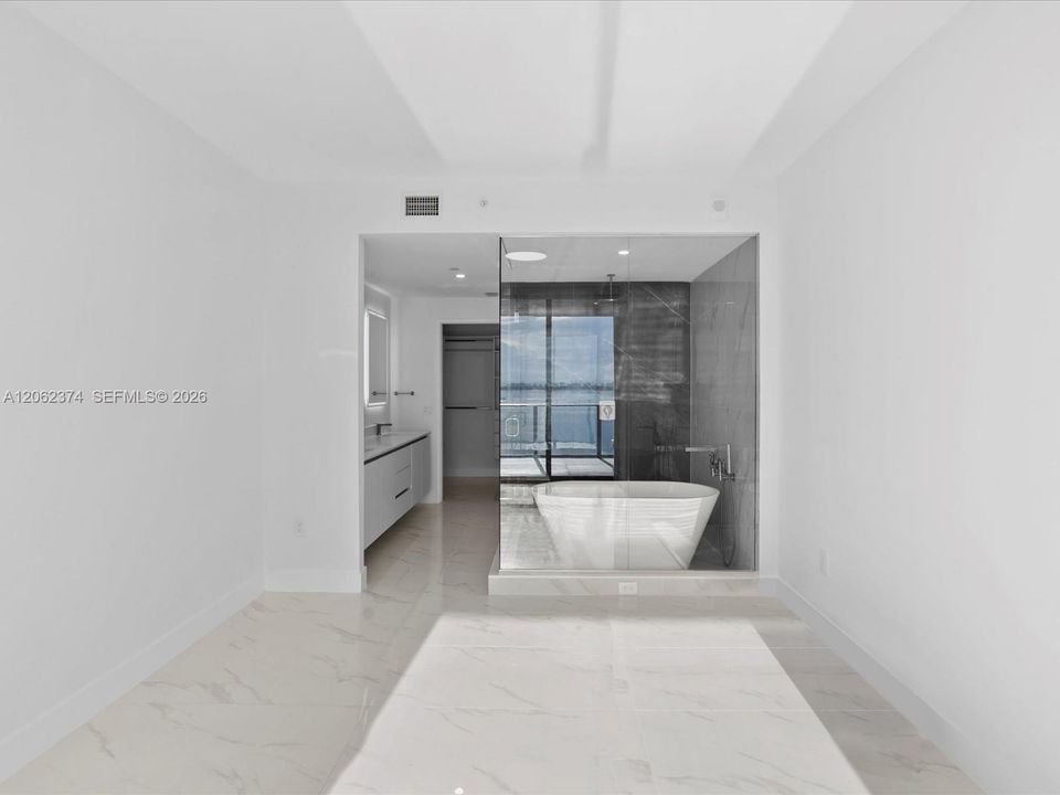На продажу: $1,799,000 (3 спален, 3 ванн, 1651 Квадратных фут)