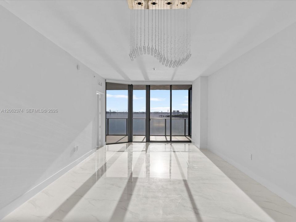 На продажу: $1,799,000 (3 спален, 3 ванн, 1651 Квадратных фут)