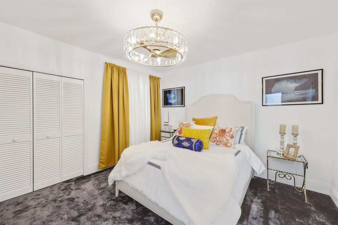 2466 Northwest 61st Diagonal Road - 77.j