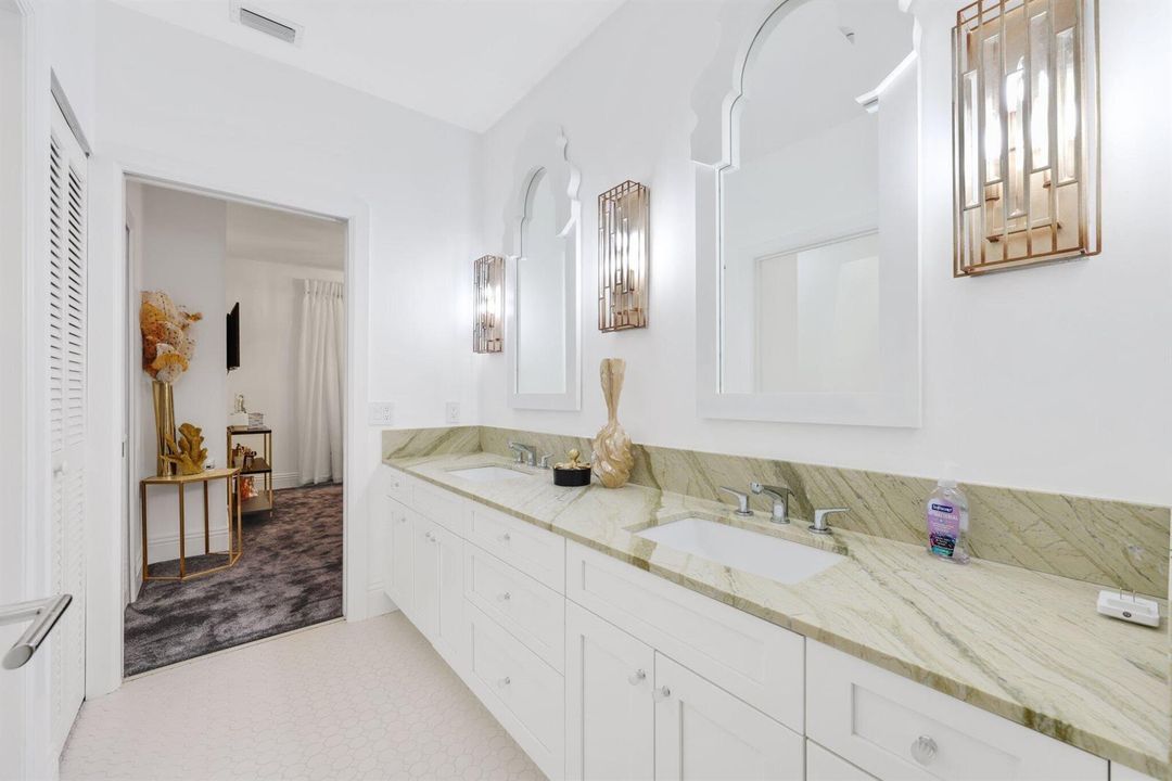 2466 Northwest 61st Diagonal Road - 79.j