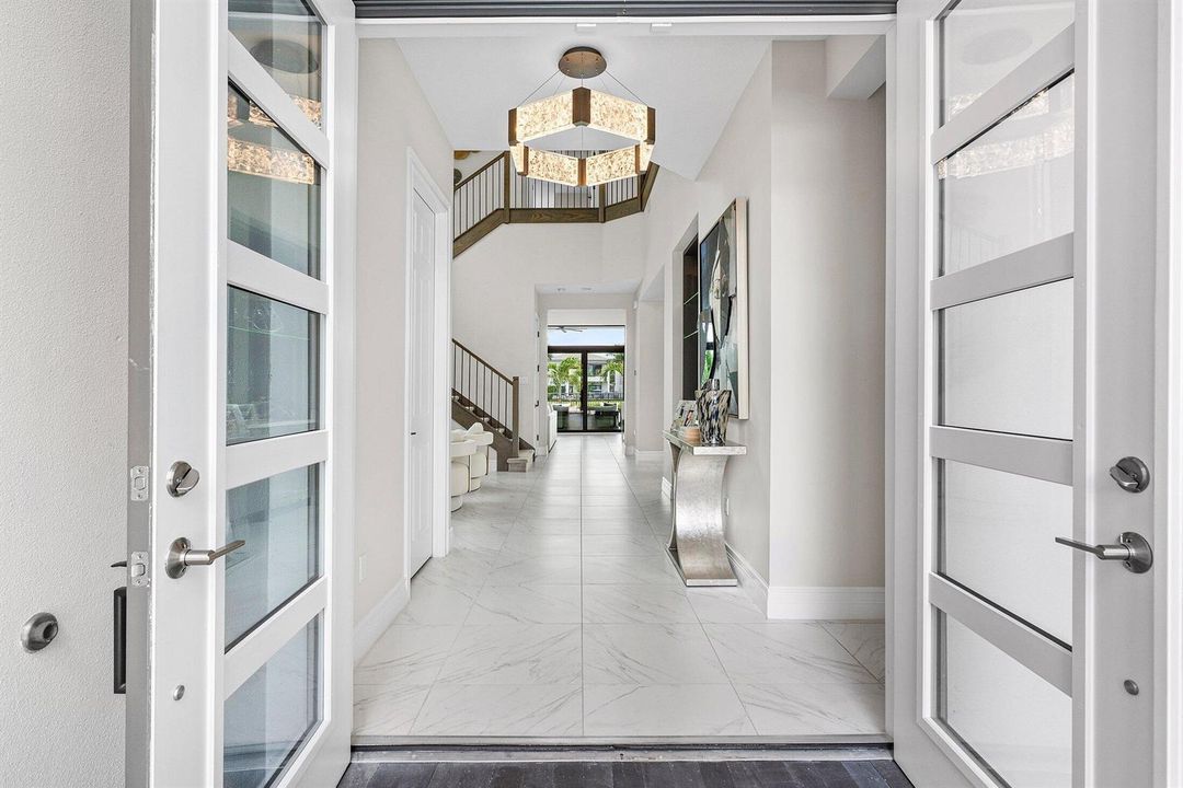 006-9022ChauvetWay-BocaRaton-FL-33496-SM