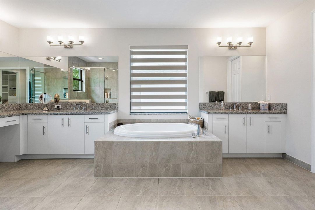 051-9022ChauvetWay-BocaRaton-FL-33496-SM