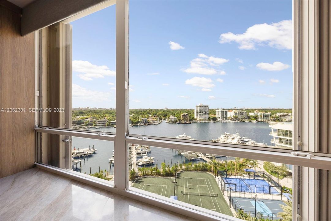 For Sale: $2,900,000 (3 beds, 2 baths, 2614 Square Feet)
