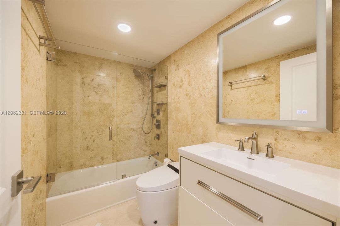 For Sale: $2,900,000 (3 beds, 2 baths, 2614 Square Feet)