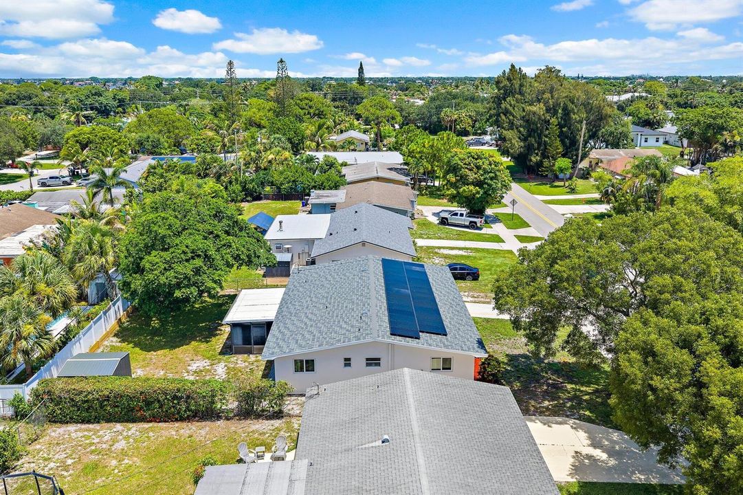 019-417PhiladelphiaDr-Jupiter-FL-33458-S