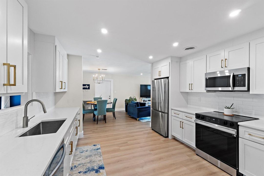 048-417PhiladelphiaDr-Jupiter-FL-33458-S
