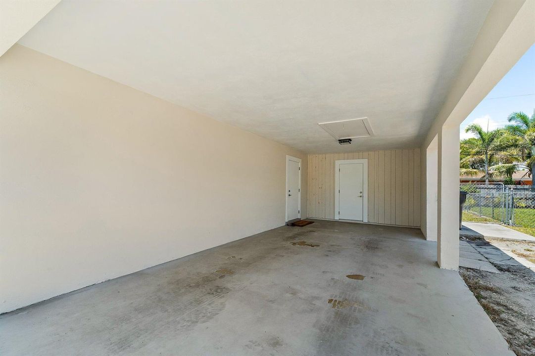 067-417PhiladelphiaDr-Jupiter-FL-33458-S