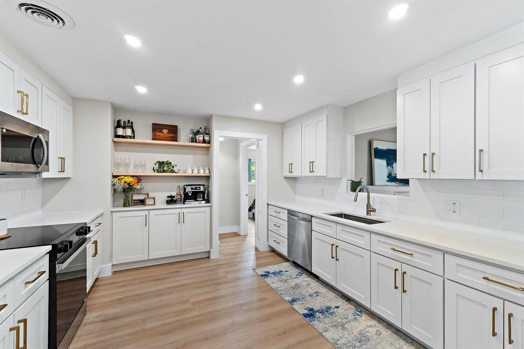 046-417PhiladelphiaDr-Jupiter-FL-33458-S