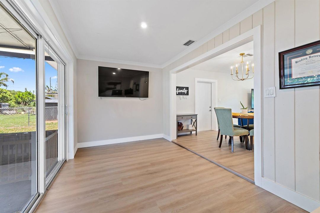 043-417PhiladelphiaDr-Jupiter-FL-33458-S