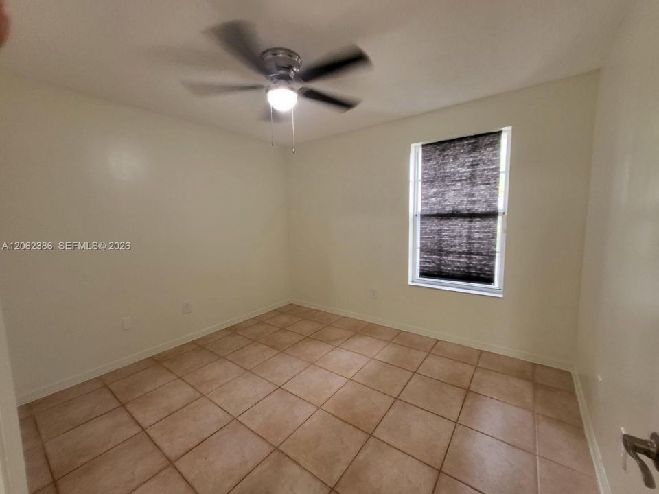 En Venta: $525,000 (3 camas, 2 baños, 1350 Pies cuadrados)