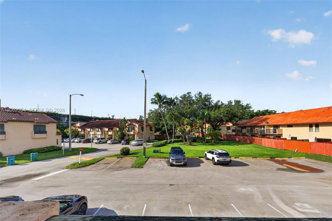 В аренду: $2,700 (2 спален, 1 ванн, 1152 Квадратных фут)
