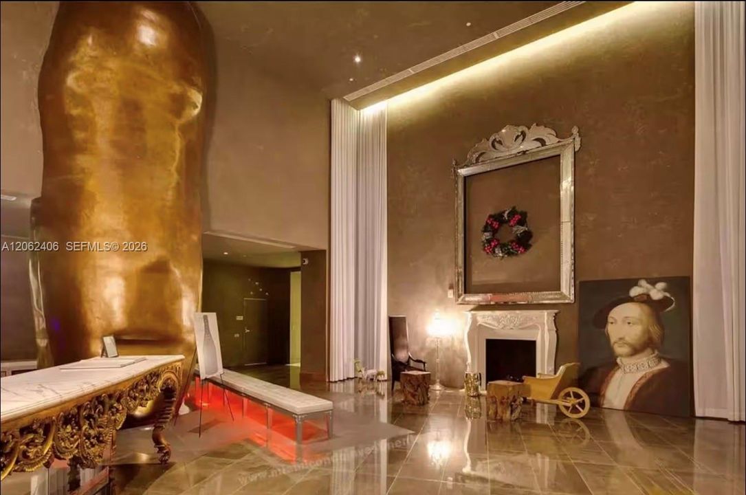 For Sale: $750,000 (1 beds, 1 baths, 876 Square Feet)