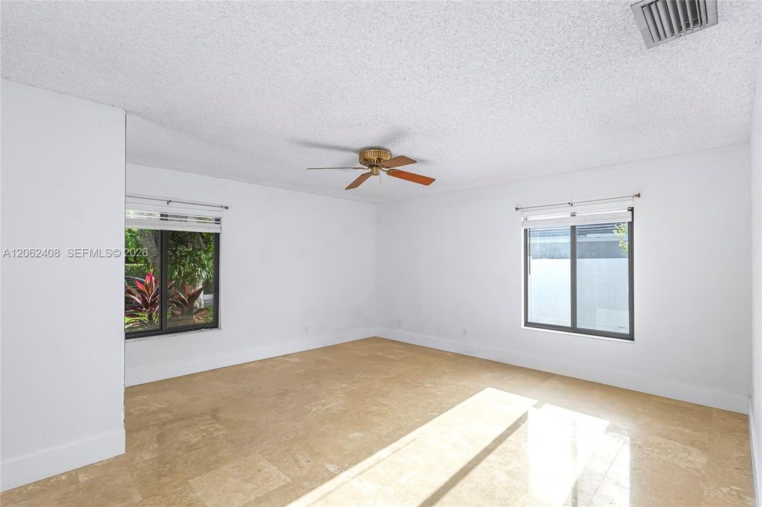 For Sale: $760,000 (3 beds, 2 baths, 1856 Square Feet)