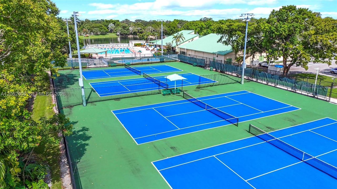 For Sale: $760,000 (3 beds, 2 baths, 1856 Square Feet)