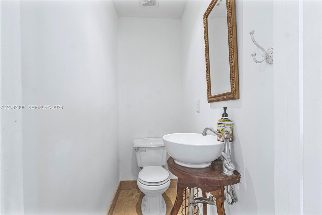 For Sale: $760,000 (3 beds, 2 baths, 1856 Square Feet)