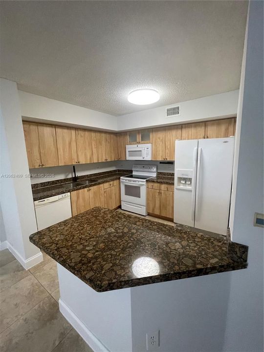 В аренду: $1,750 (1 спален, 1 ванн, 659 Квадратных фут)