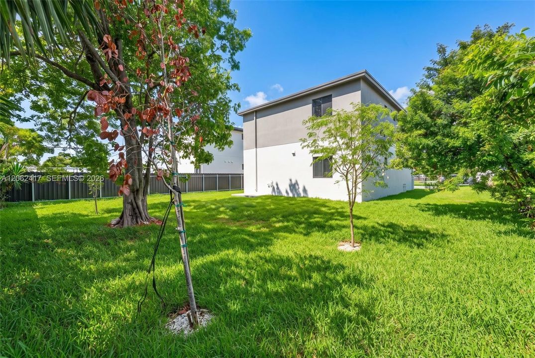 For Sale: $785,000 (0 beds, 0 baths, 2300 Square Feet)