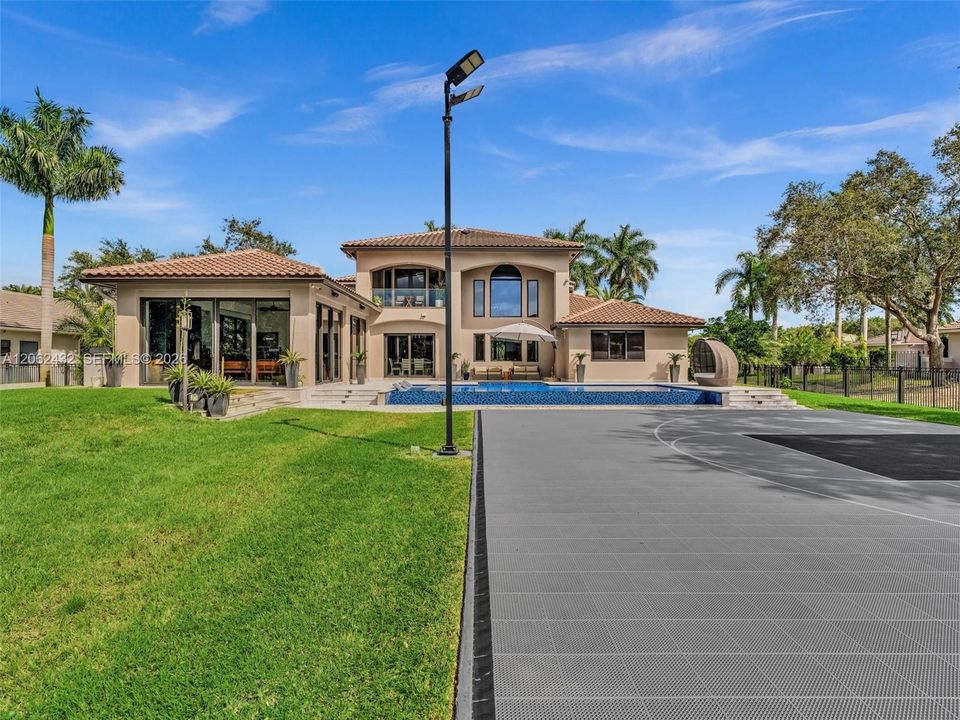 En Venta: $3,575,000 (6 camas, 5 baños, 5144 Pies cuadrados)
