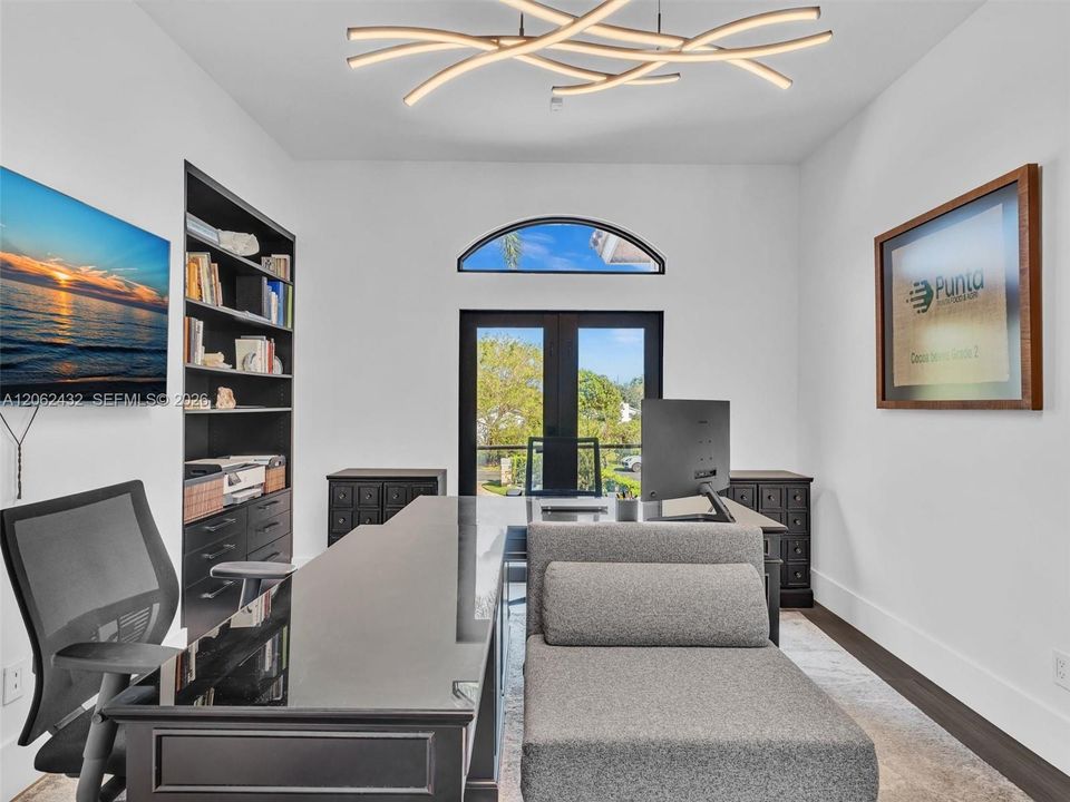 En Venta: $3,575,000 (6 camas, 5 baños, 5144 Pies cuadrados)