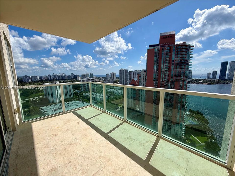На продажу: $860,000 (3 спален, 3 ванн, 1720 Квадратных фут)
