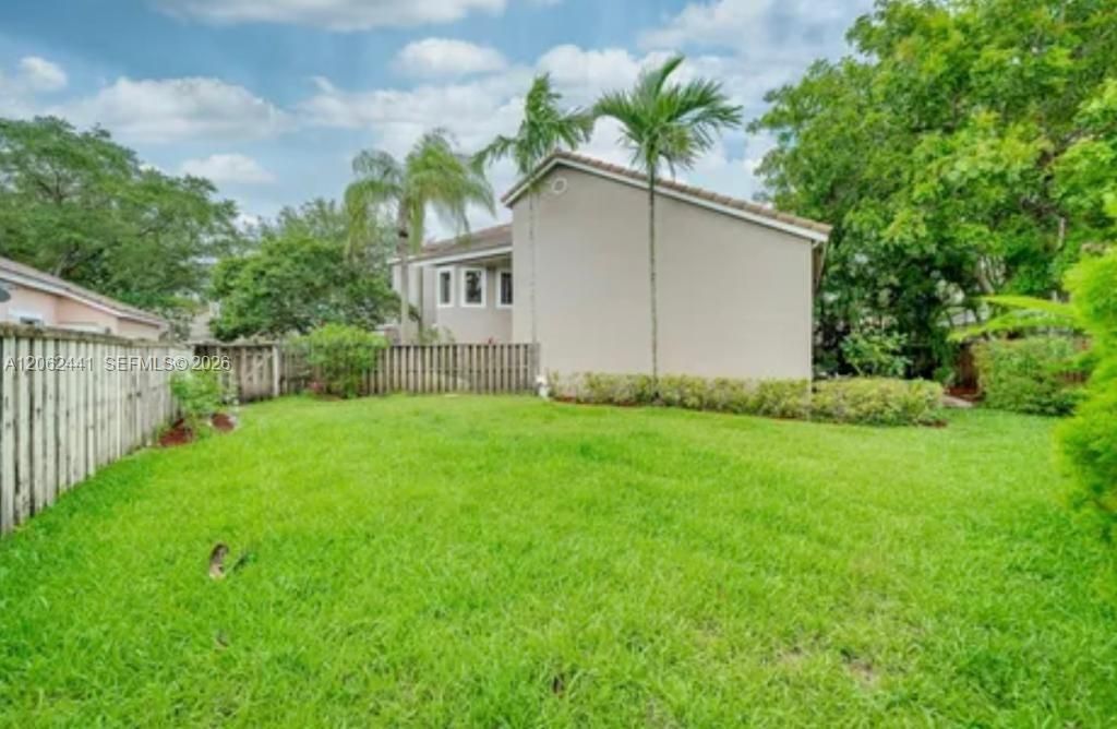 В аренду: $4,600 (3 спален, 2 ванн, 2187 Квадратных фут)