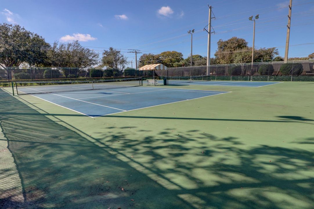 Tennis