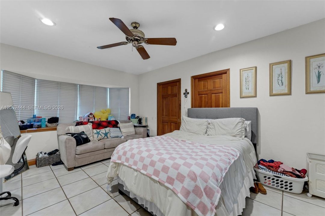 En Venta: $3,495,000 (5 camas, 6 baños, 3684 Pies cuadrados)