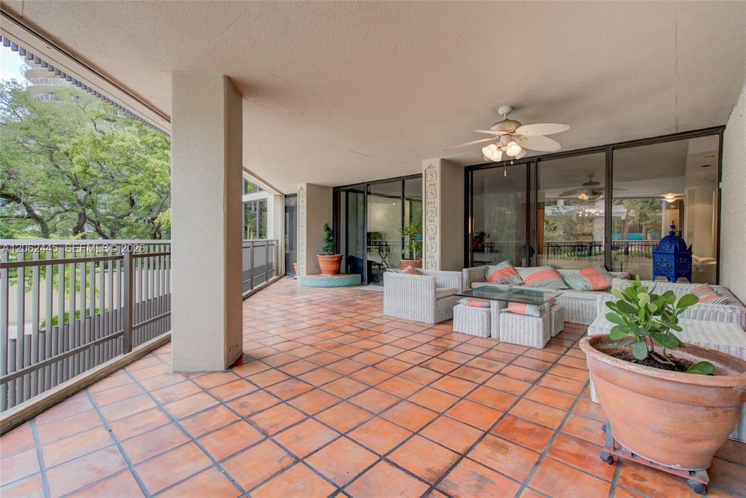 For Rent: $4,950 (3 beds, 2 baths, 1587 Square Feet)