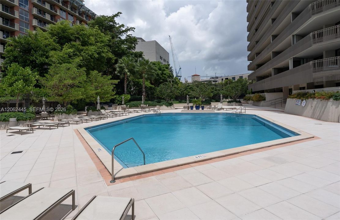 For Rent: $4,950 (3 beds, 2 baths, 1587 Square Feet)