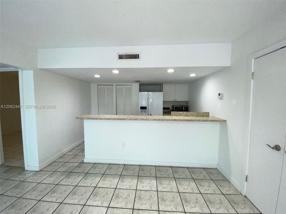 En Renta: $2,300 (2 camas, 2 baños, 790 Pies cuadrados)