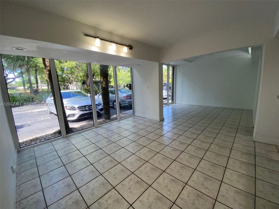 En Renta: $2,300 (2 camas, 2 baños, 790 Pies cuadrados)