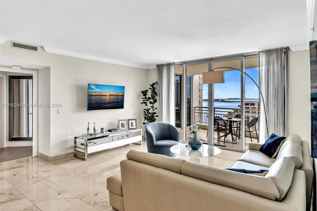 For Rent: $6,300 (2 beds, 2 baths, 1694 Square Feet)