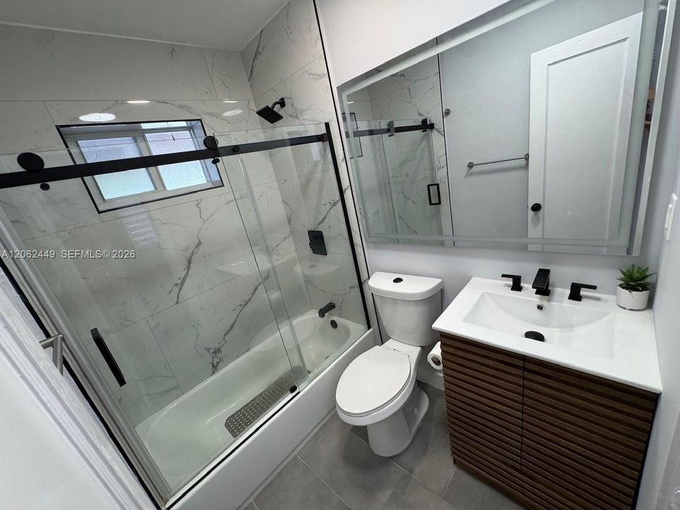 В аренду: $4,600 (4 спален, 2 ванн, 1762 Квадратных фут)