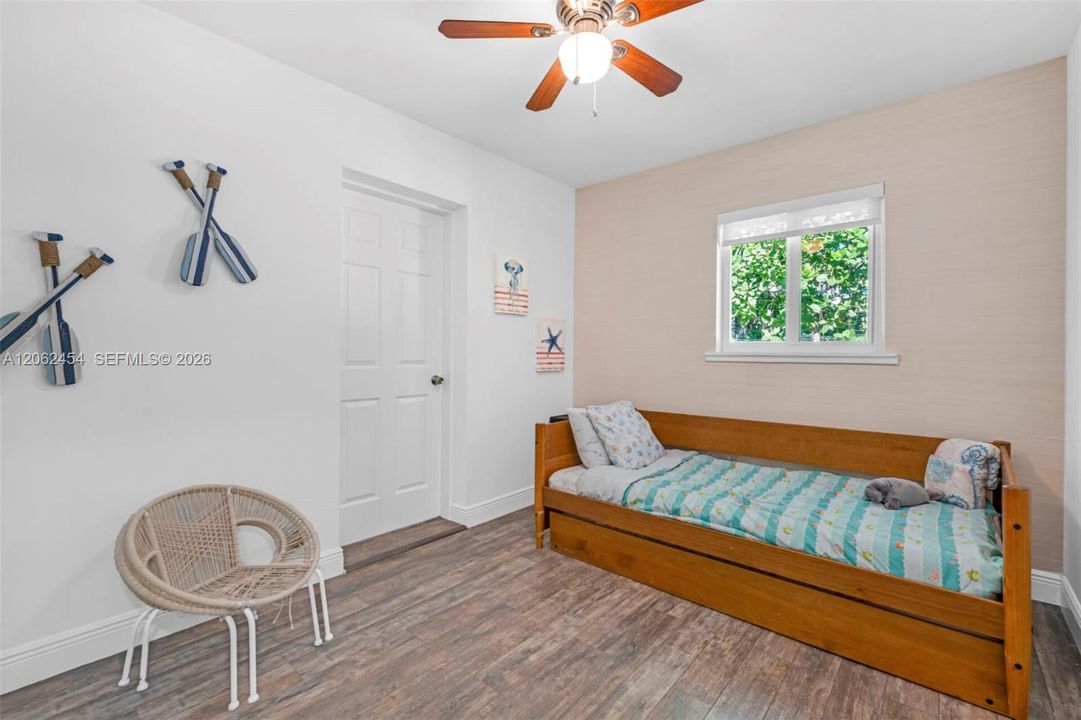 В аренду: $4,500 (3 спален, 2 ванн, 1028 Квадратных фут)