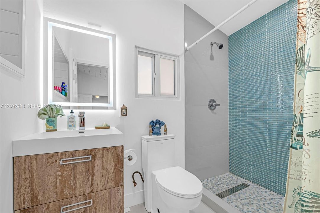В аренду: $4,500 (3 спален, 2 ванн, 1028 Квадратных фут)