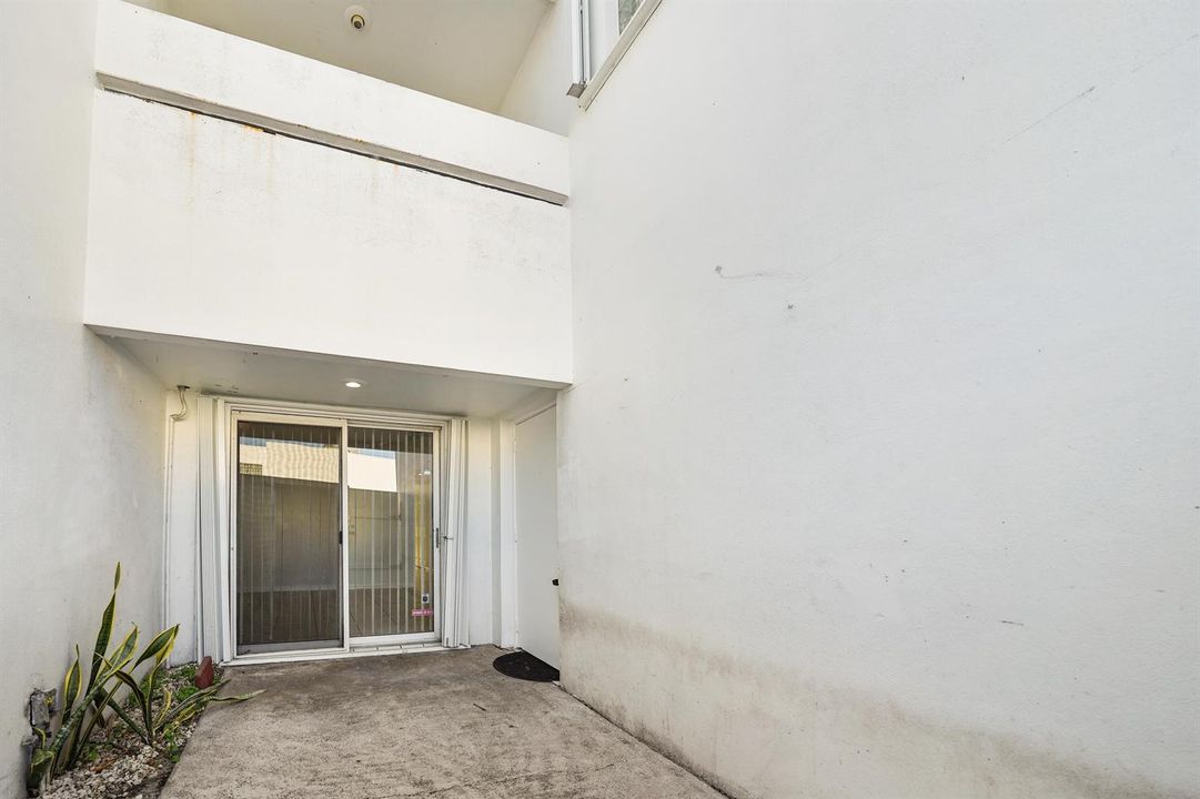 5070 Elmhurst 2026 (1)