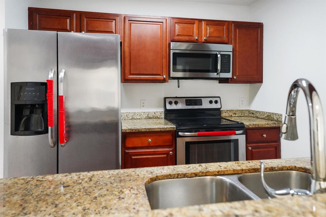 5070 Elmhurst 2026 (5)