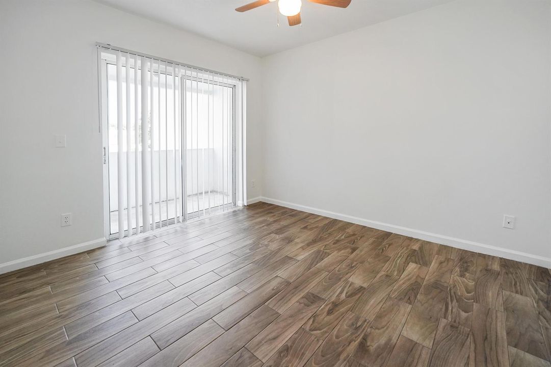 5070 Elmhurst 2026 (9)