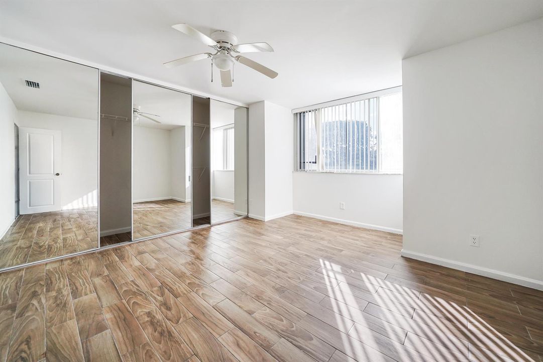 5070 Elmhurst 2026 (7)