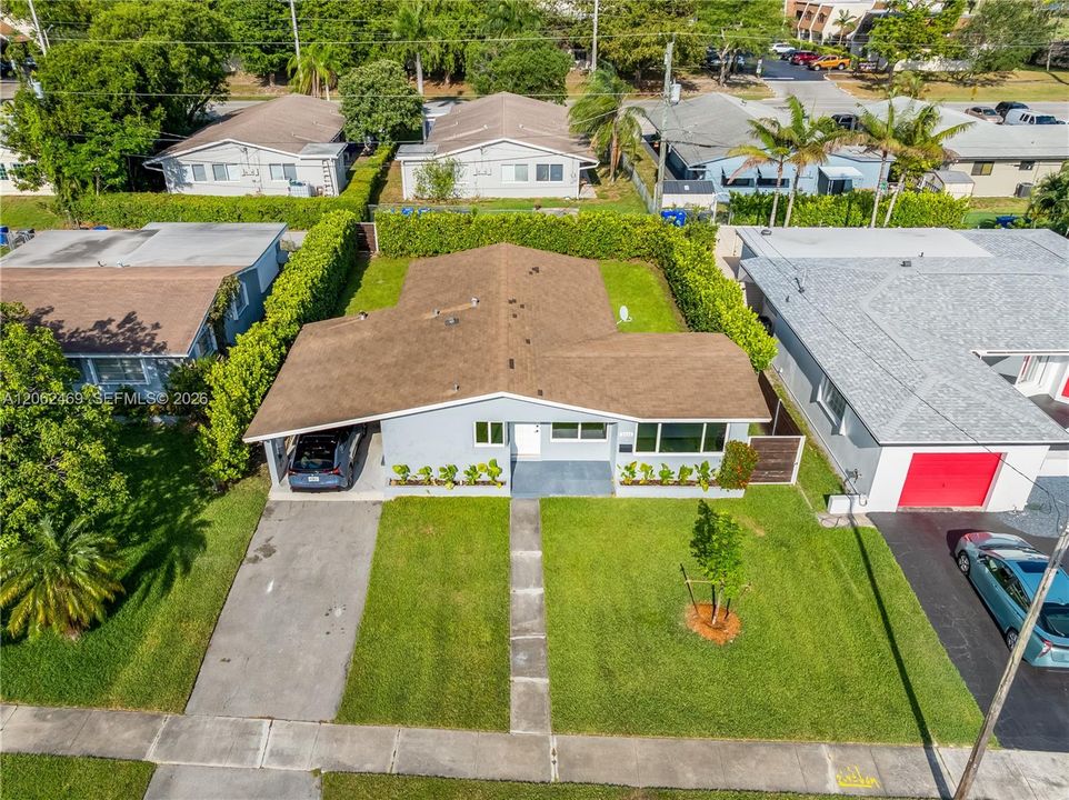 En Venta: $585,000 (3 camas, 2 baños, 1112 Pies cuadrados)