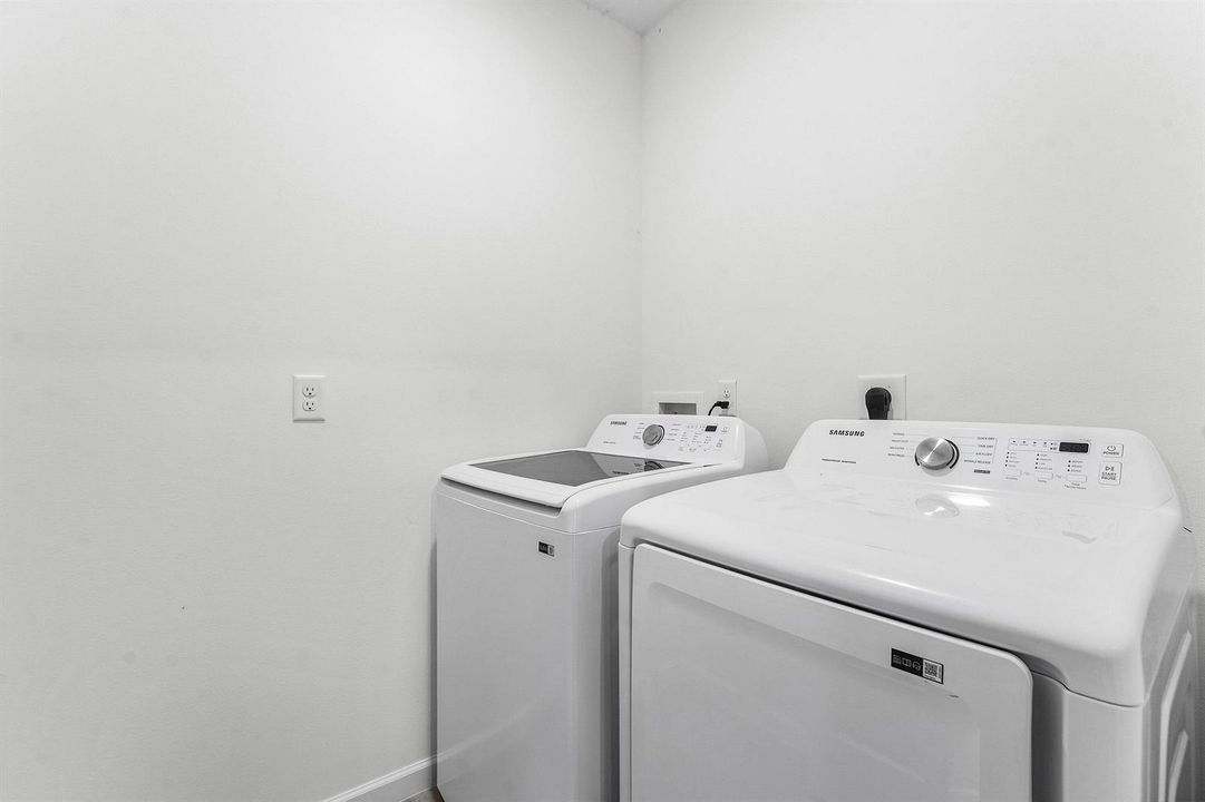 023-626SouthwestEsterAvenue-PortStLucie-