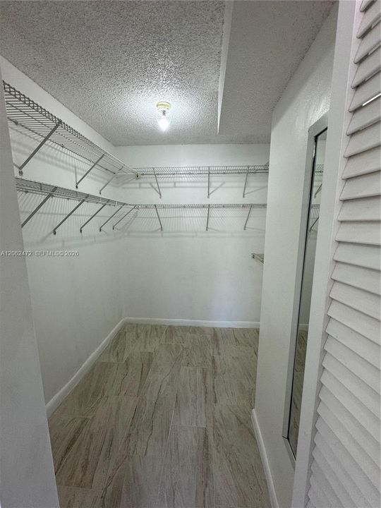 En Venta: $225,000 (2 camas, 2 baños, 805 Pies cuadrados)
