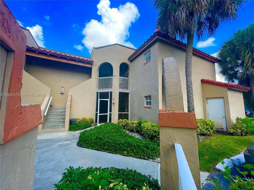 En Venta: $225,000 (2 camas, 2 baños, 805 Pies cuadrados)