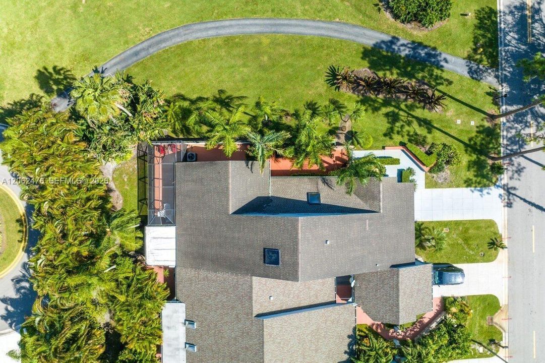 На продажу: $549,000 (4 спален, 3 ванн, 1700 Квадратных фут)