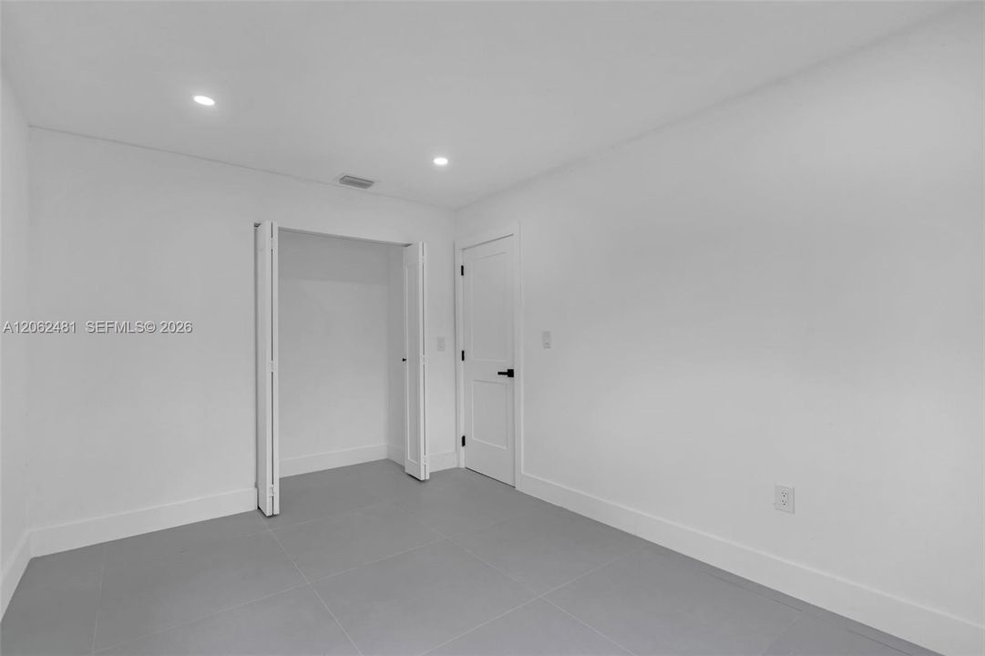 На продажу: $609,000 (4 спален, 2 ванн, 1860 Квадратных фут)