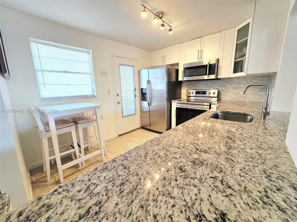 En Venta: $249,000 (2 camas, 2 baños, 1092 Pies cuadrados)