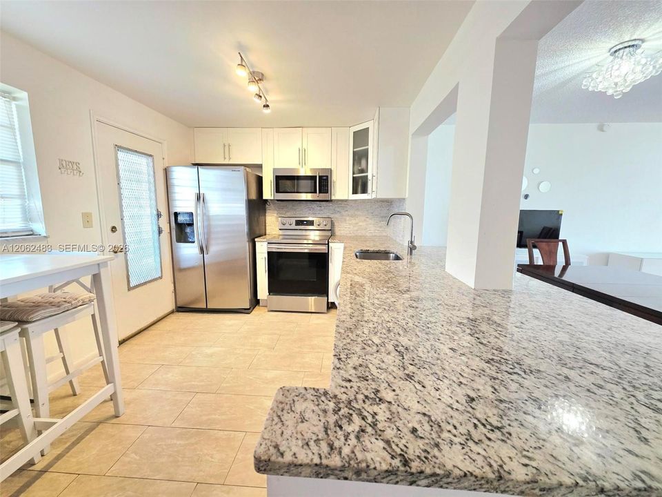 En Venta: $249,000 (2 camas, 2 baños, 1092 Pies cuadrados)