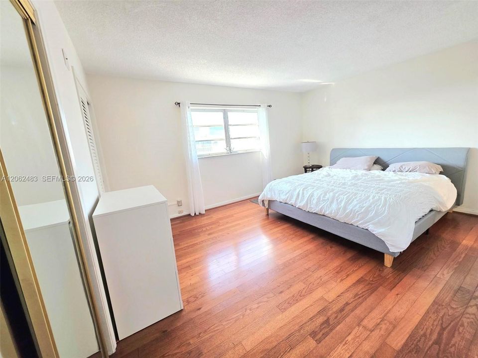 En Venta: $249,000 (2 camas, 2 baños, 1092 Pies cuadrados)