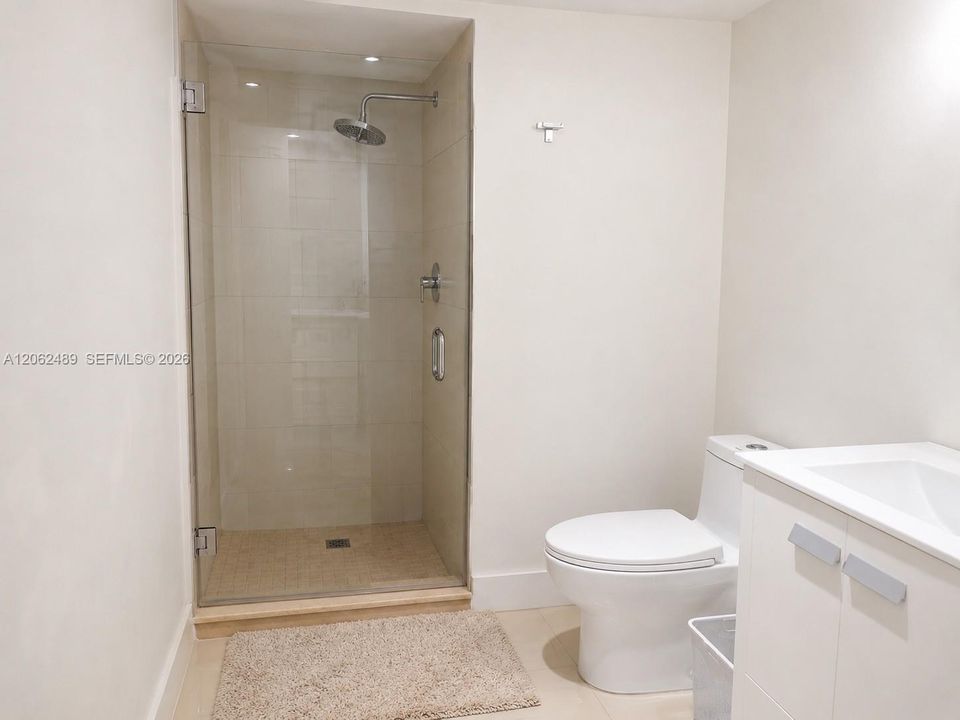 В аренду: $2,450 (1 спален, 2 ванн, 1217 Квадратных фут)