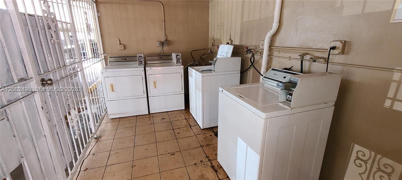 В аренду: $1,650 (1 спален, 1 ванн, 633 Квадратных фут)